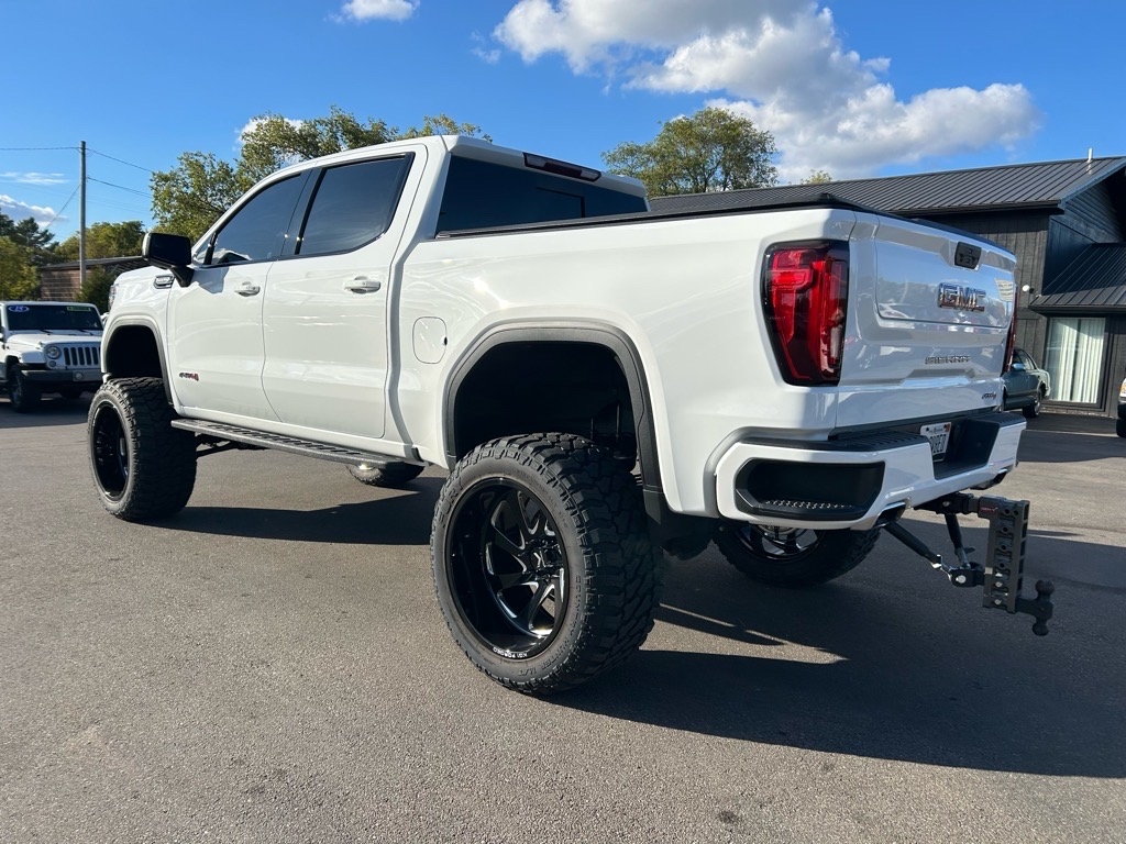 GMC Sierra 1500 Limited 4WD Crew Cab 147" AT4 2022