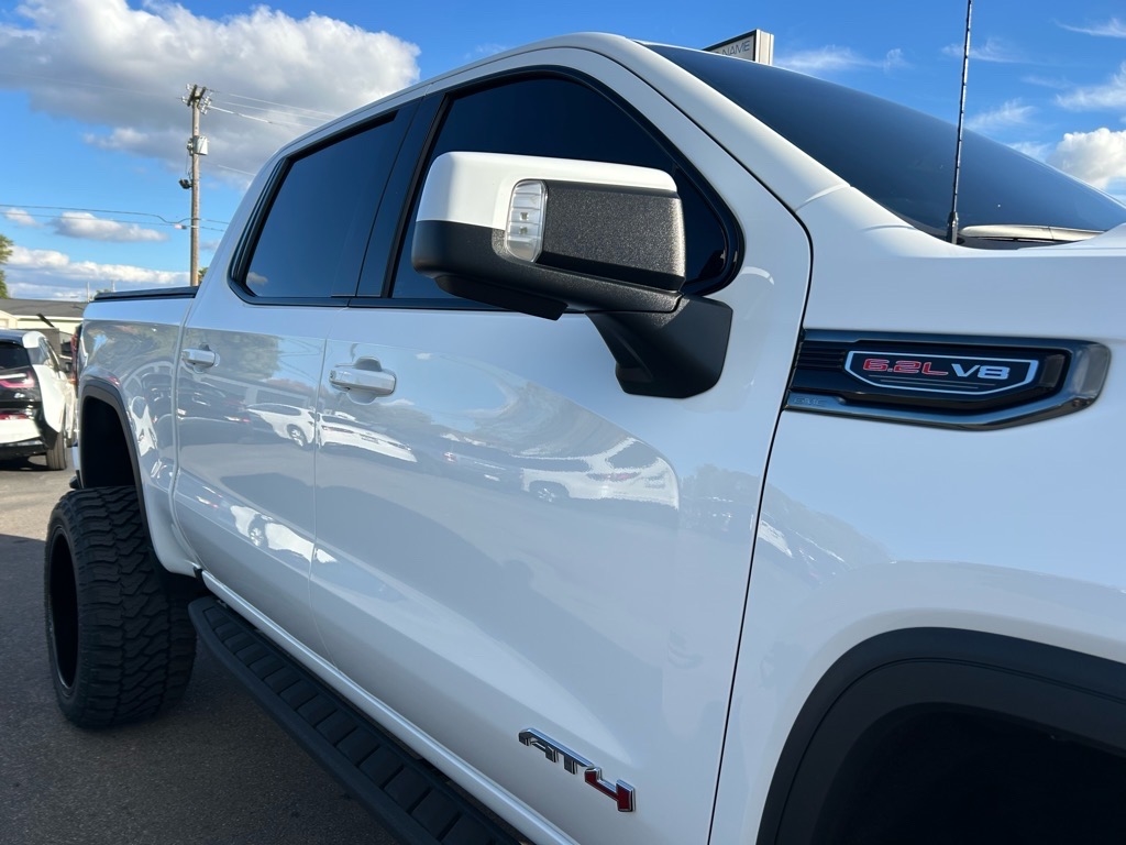 GMC Sierra 1500 Limited 4WD Crew Cab 147" AT4 2022