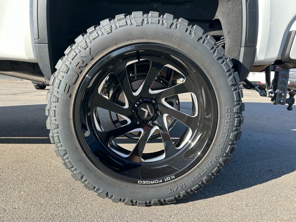 GMC Sierra 1500 Limited 4WD Crew Cab 147" AT4 2022