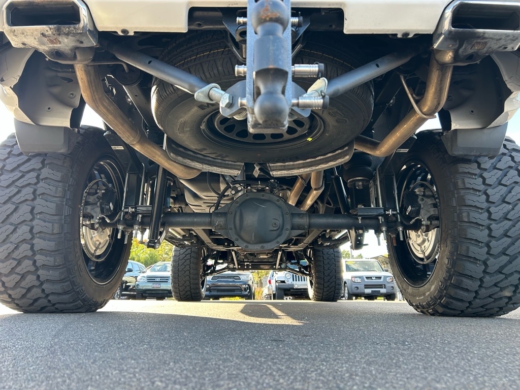 GMC Sierra 1500 Limited 4WD Crew Cab 147" AT4 2022