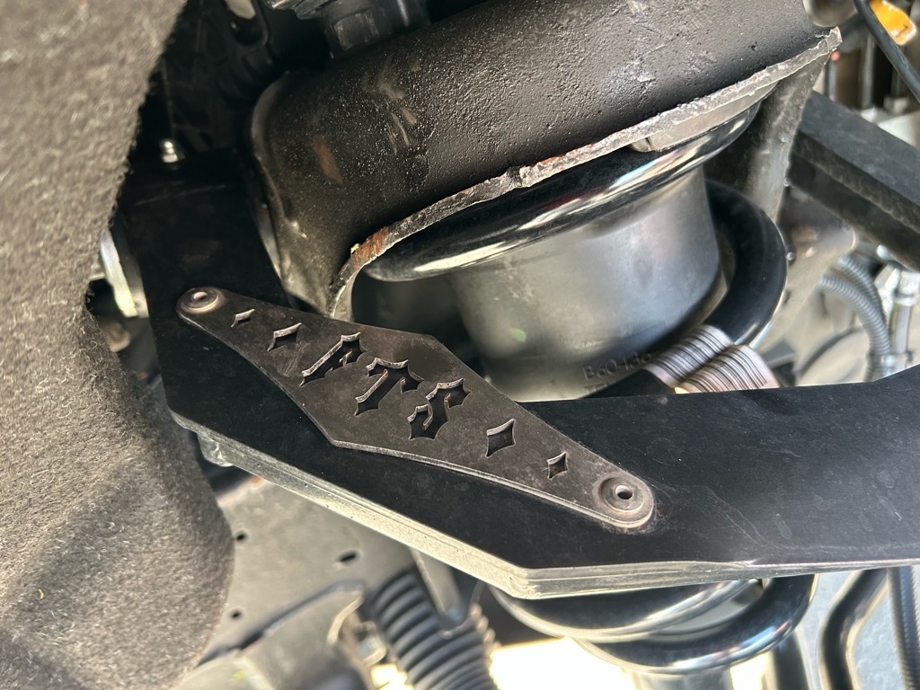 GMC Sierra 1500 Limited 4WD Crew Cab 147" AT4 2022