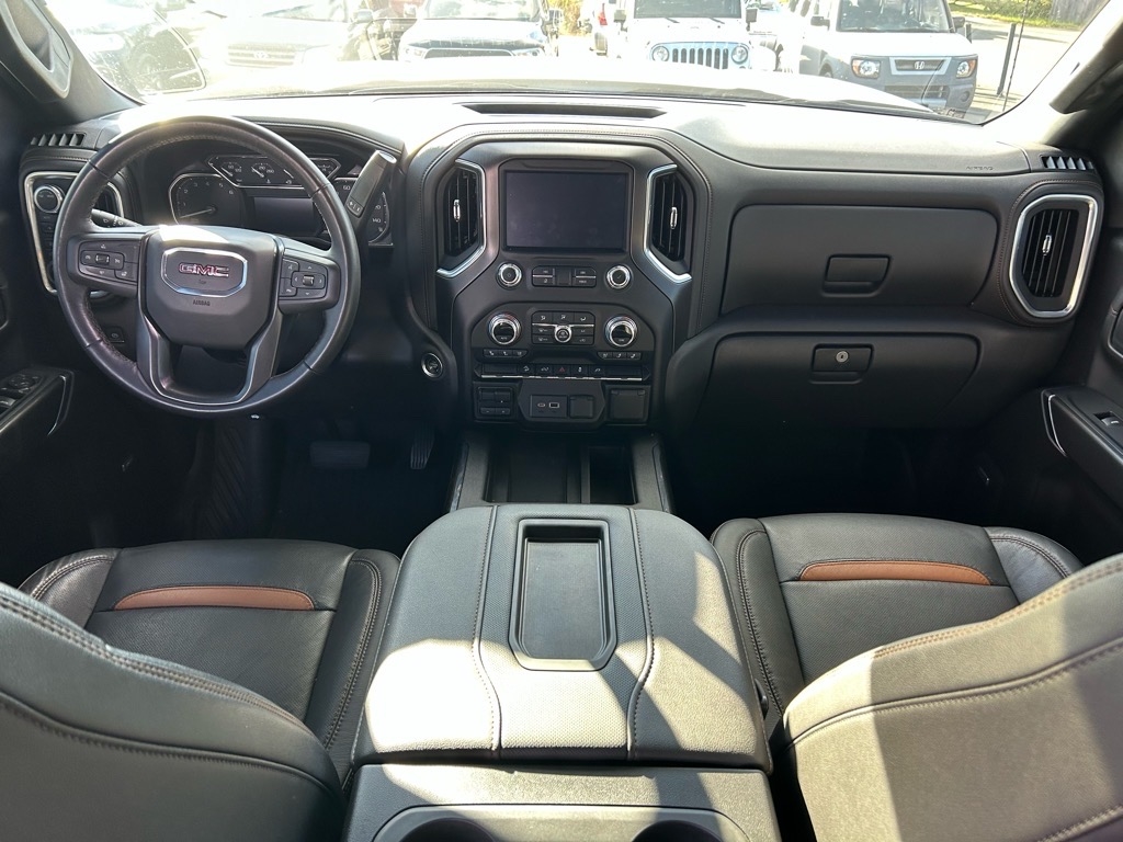 GMC Sierra 1500 Limited 4WD Crew Cab 147" AT4 2022