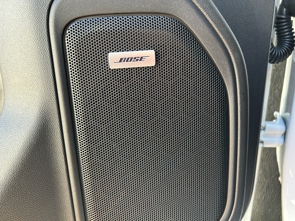 GMC Sierra 1500 Limited 4WD Crew Cab 147" AT4 2022