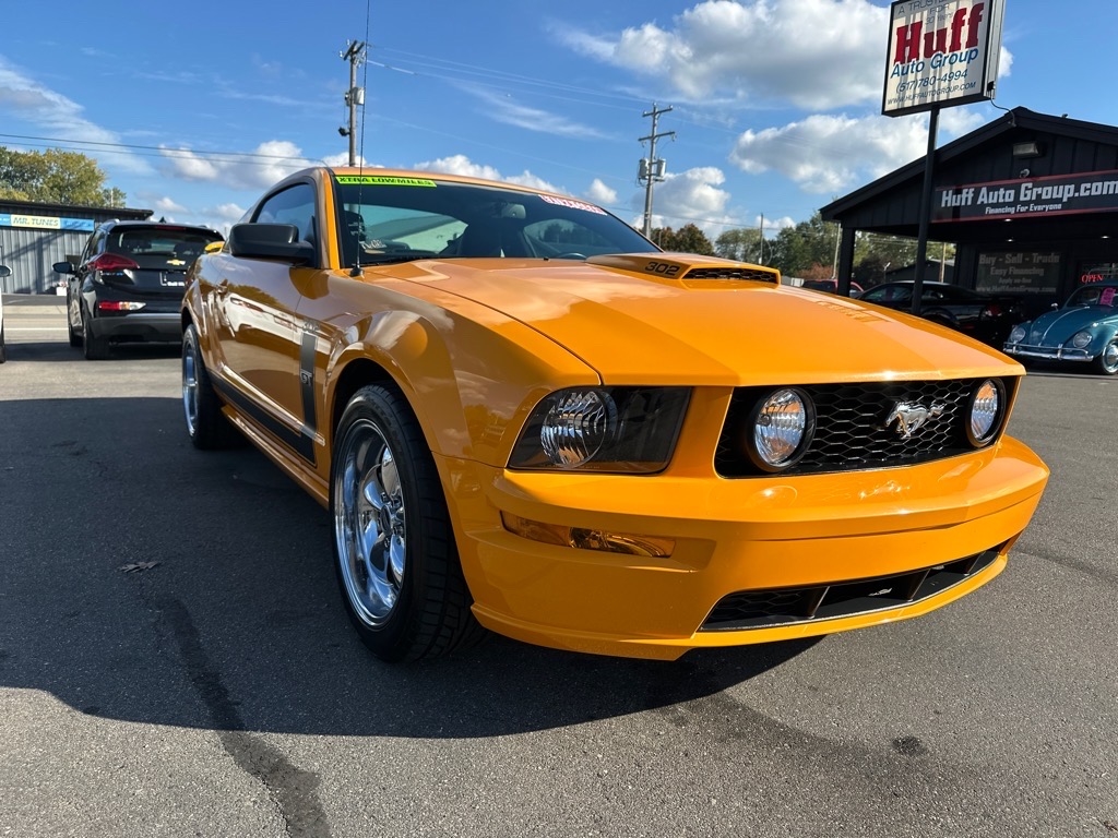 Ford Mustang 2dr Cpe GT Deluxe 2007 Ford Mustang 2dr Cpe GT Deluxe 2007