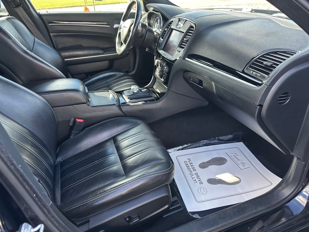 Chrysler 300 300S RWD 2021