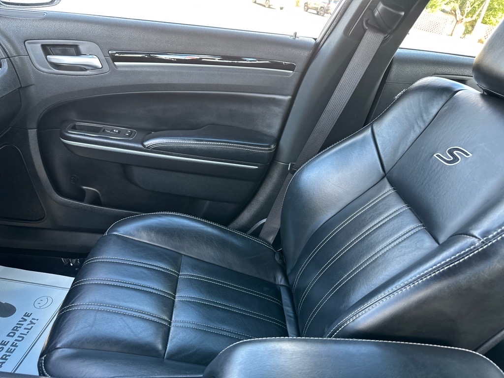 Chrysler 300 300S RWD 2021