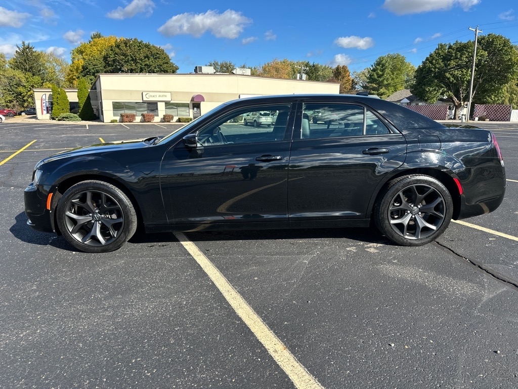 Chrysler 300 300S RWD 2021
