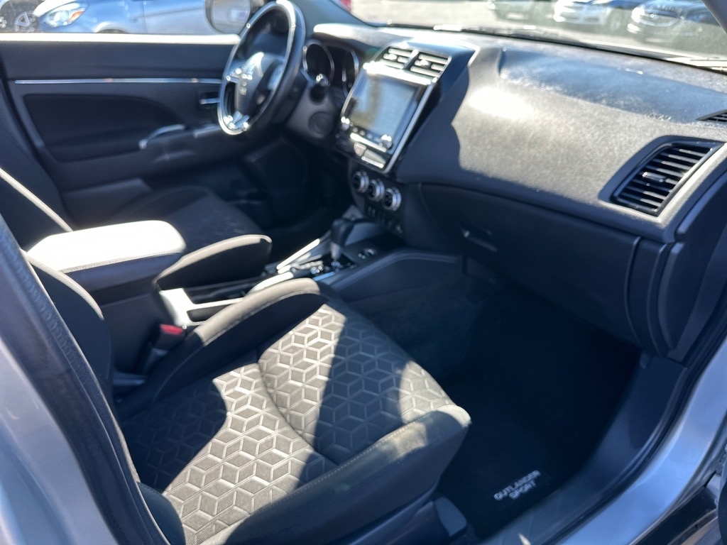 Mitsubishi Outlander Sport ES 2.0 AWC CVT 2021