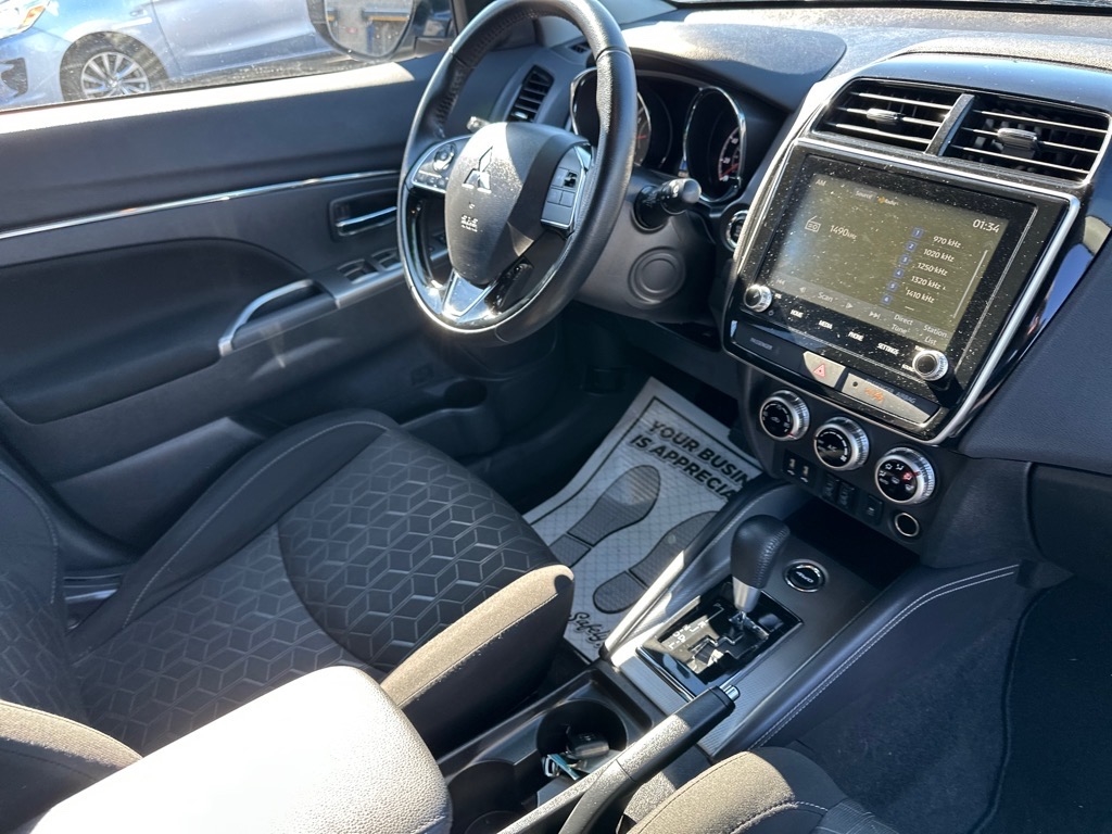 Mitsubishi Outlander Sport ES 2.0 AWC CVT 2021