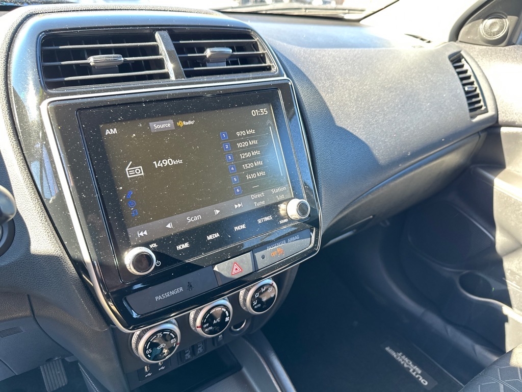 Mitsubishi Outlander Sport ES 2.0 AWC CVT 2021