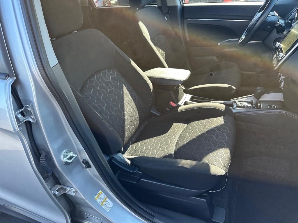 Mitsubishi Outlander Sport ES 2.0 AWC CVT 2021