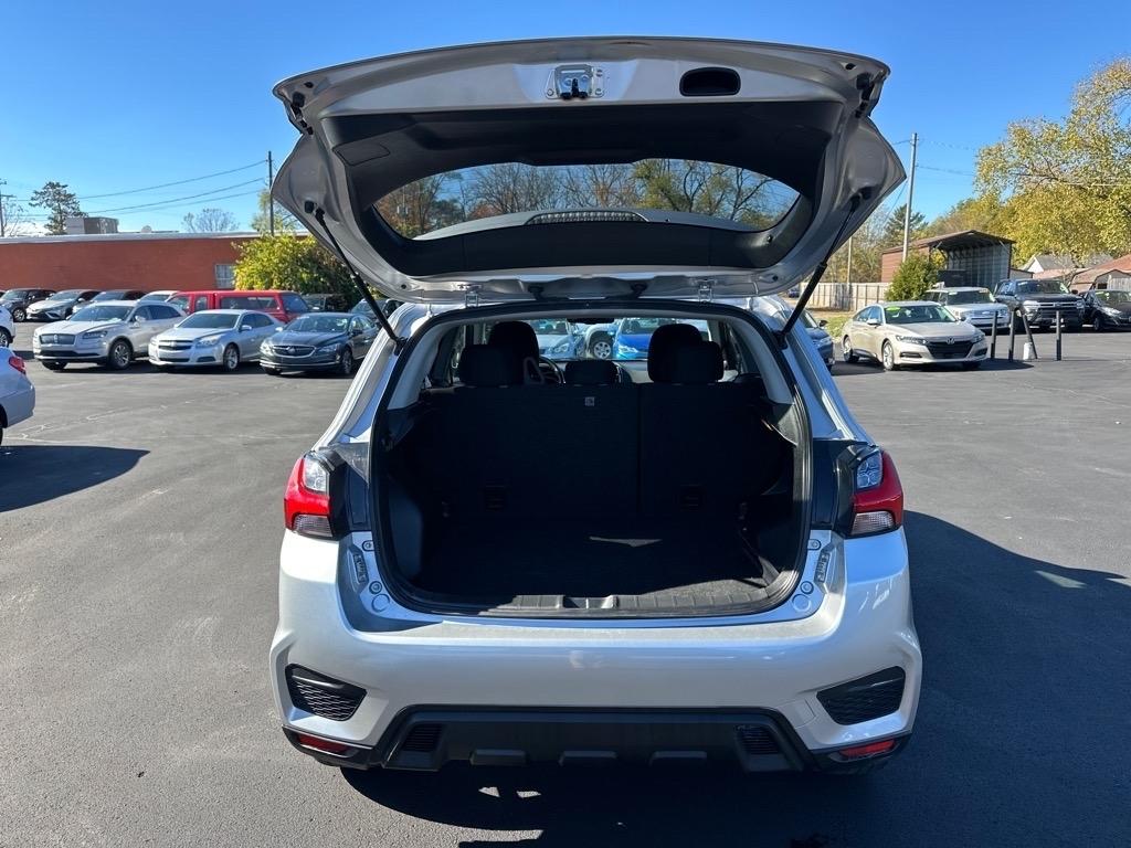 Mitsubishi Outlander Sport ES 2.0 AWC CVT 2021