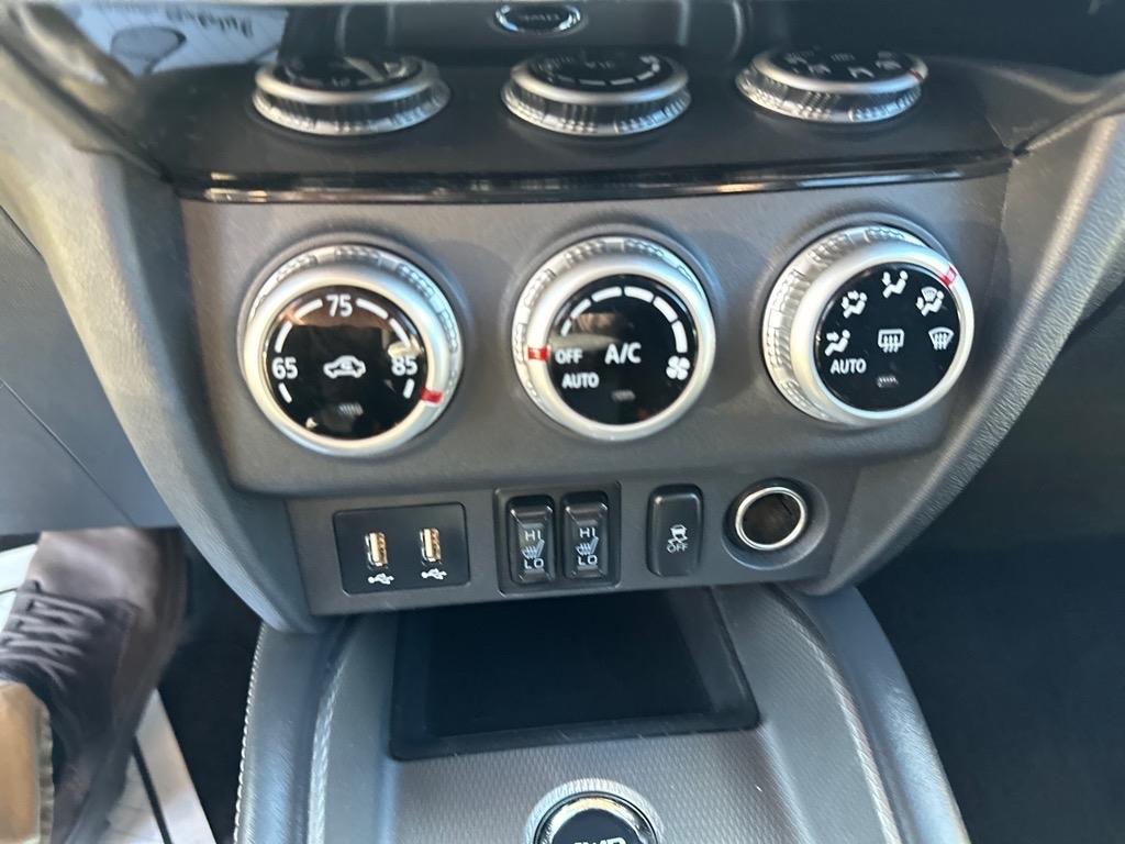 Mitsubishi Outlander Sport ES 2.0 AWC CVT 2021