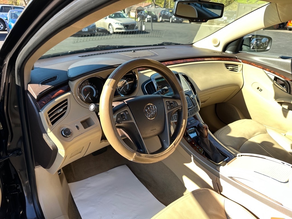Buick LaCrosse 4dr Sdn Leather FWD 2013 Buick LaCrosse 4dr Sdn Leather FWD 2013