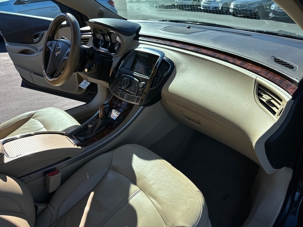 Buick LaCrosse 4dr Sdn Leather FWD 2013 Buick LaCrosse 4dr Sdn Leather FWD 2013