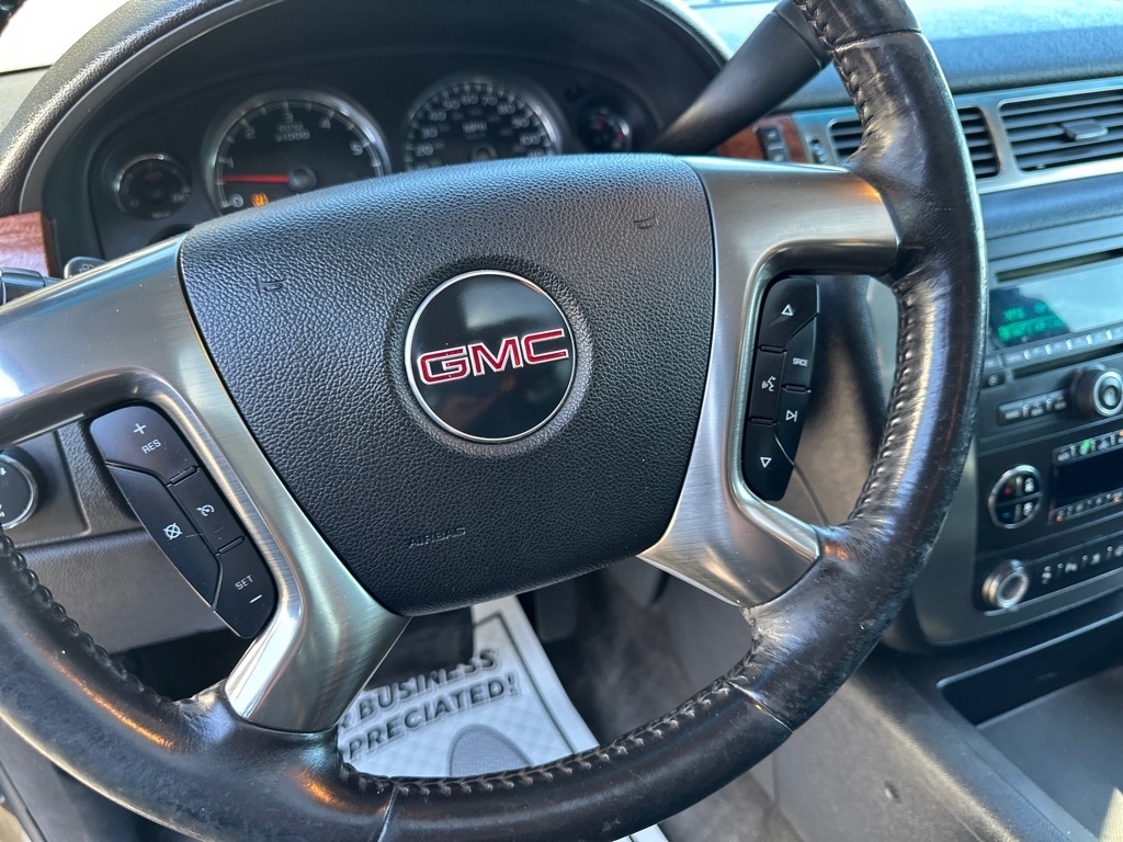 GMC Yukon XL 4WD 4dr 1500 SLT 2007 GMC Yukon XL 4WD 4dr 1500 SLT 2007