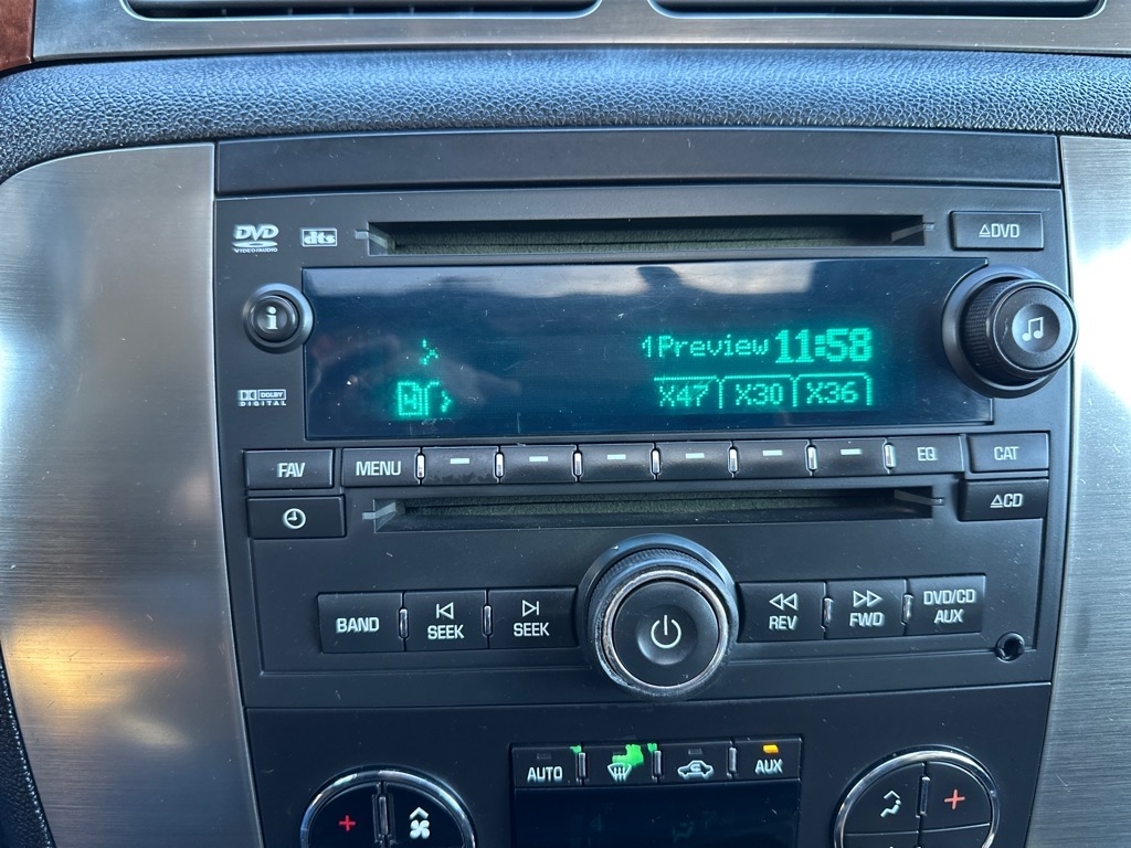 GMC Yukon XL 4WD 4dr 1500 SLT 2007 GMC Yukon XL 4WD 4dr 1500 SLT 2007