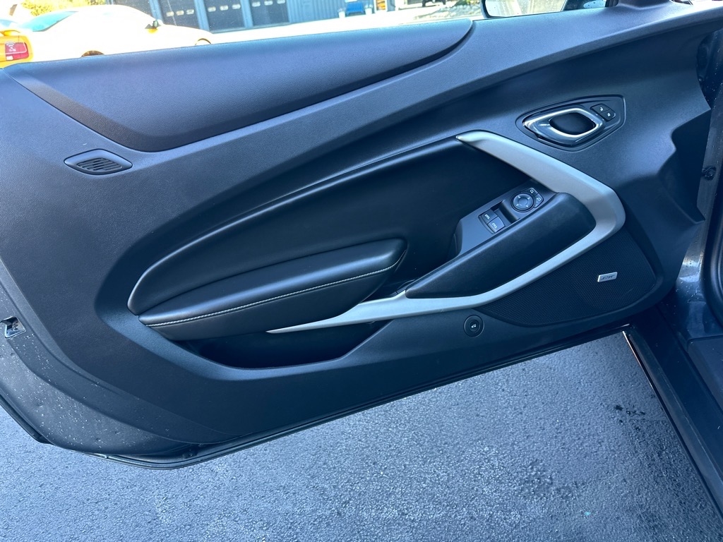 Chevrolet Camaro 2dr Cpe 2LT 2016 Chevrolet Camaro 2dr Cpe 2LT 2016