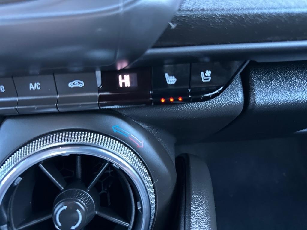 Chevrolet Camaro 2dr Cpe 2LT 2016