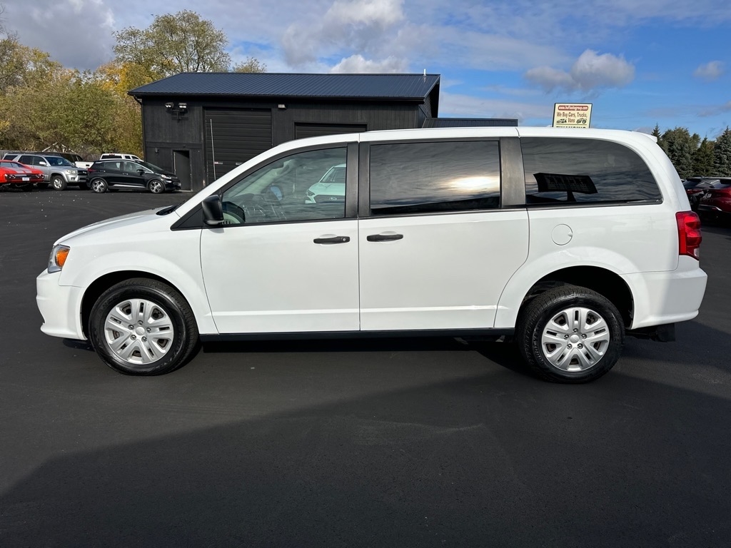 2019 Dodge Grand Caravan SE photo 2
