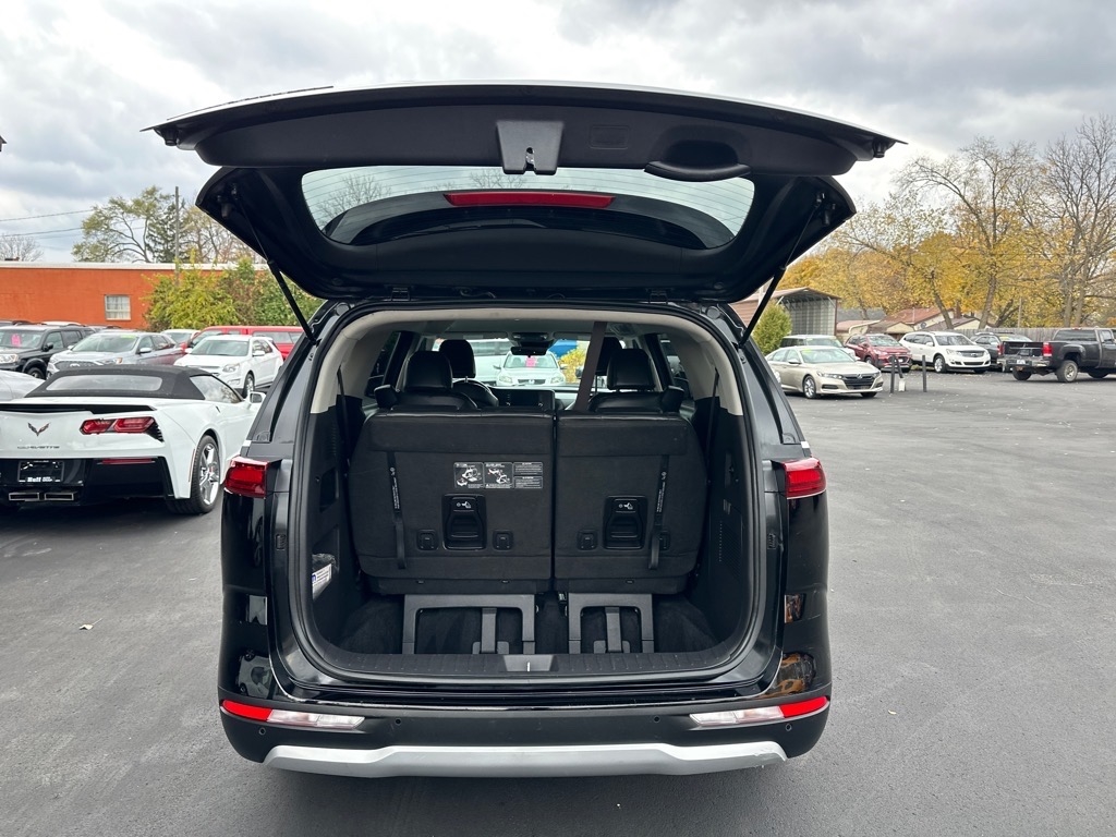 Kia Carnival LXS FWD 2022