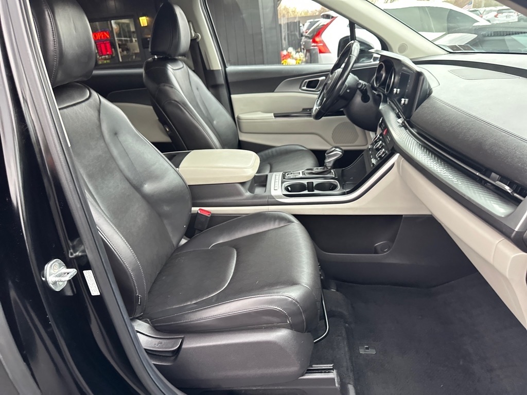 Kia Carnival LXS FWD 2022