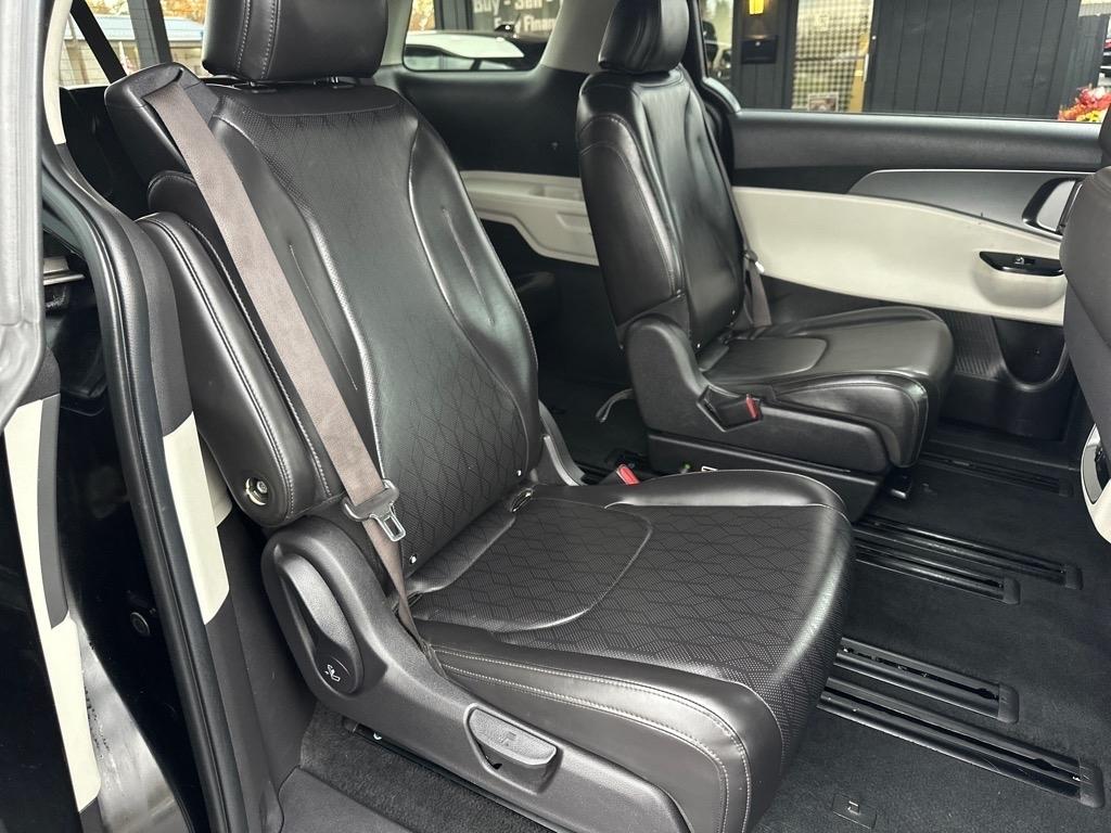 Kia Carnival LXS FWD 2022