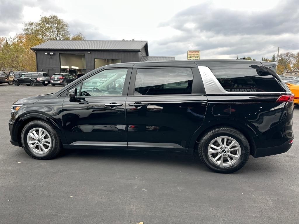 Kia Carnival LXS FWD 2022