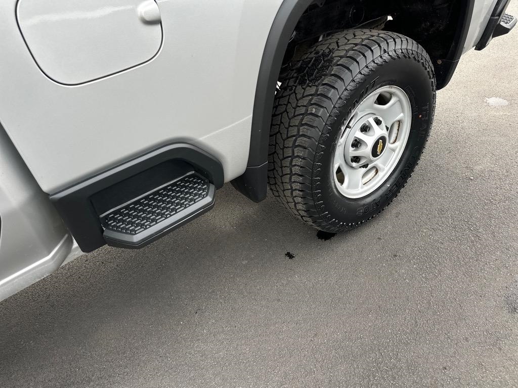 Chevrolet Silverado 2500HD 4WD Double Cab 149" Work Truck 2022