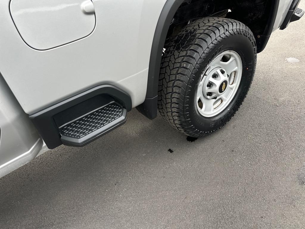 Chevrolet Silverado 2500HD 4WD Double Cab 149" Work Truck 2022