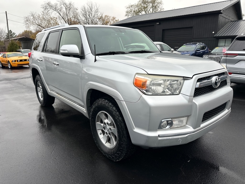 Toyota 4Runner 4WD 4dr V6 Limited (Natl) 2013