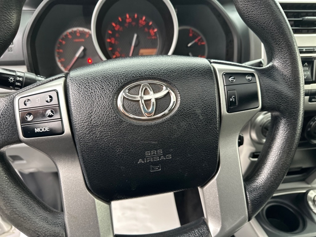 Toyota 4Runner 4WD 4dr V6 Limited (Natl) 2013