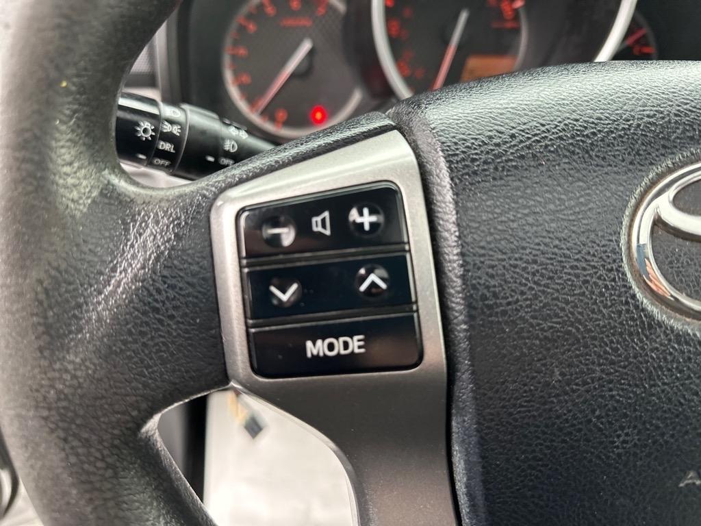 Toyota 4Runner 4WD 4dr V6 Limited (Natl) 2013