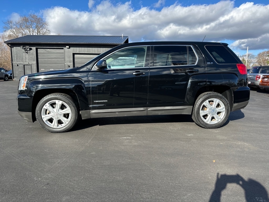2017 Gmc Terrain SLE photo 2