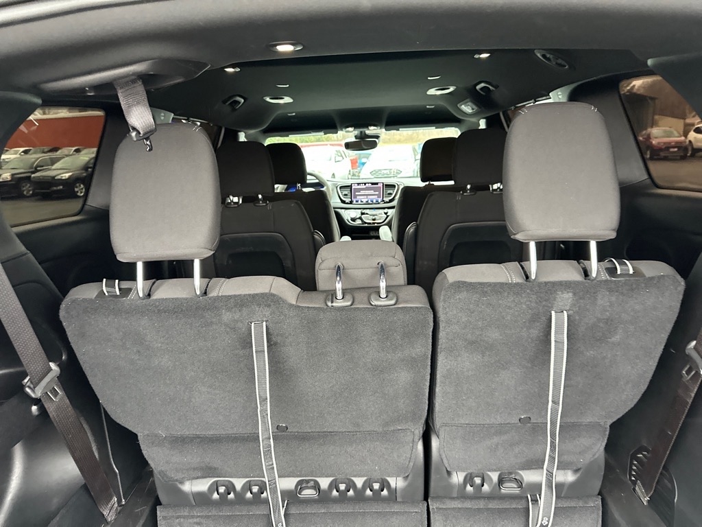 Chrysler Pacifica Touring AWD 2022