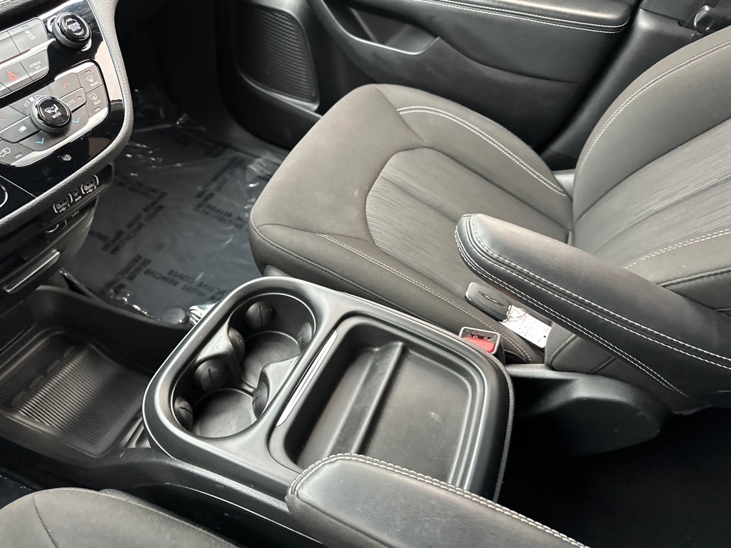 Chrysler Pacifica Touring AWD 2022