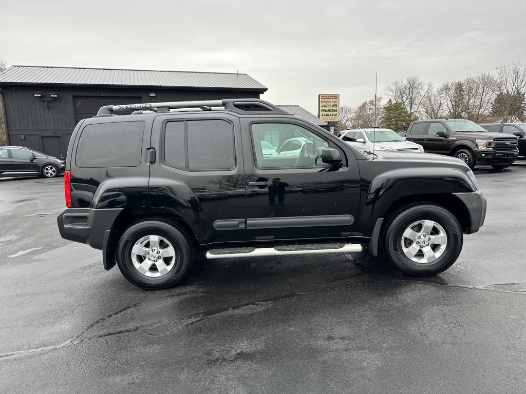 Nissan Xterra 4WD 4dr Auto S 2011