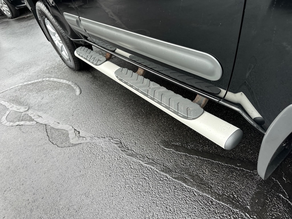 Nissan Xterra 4WD 4dr Auto S 2011