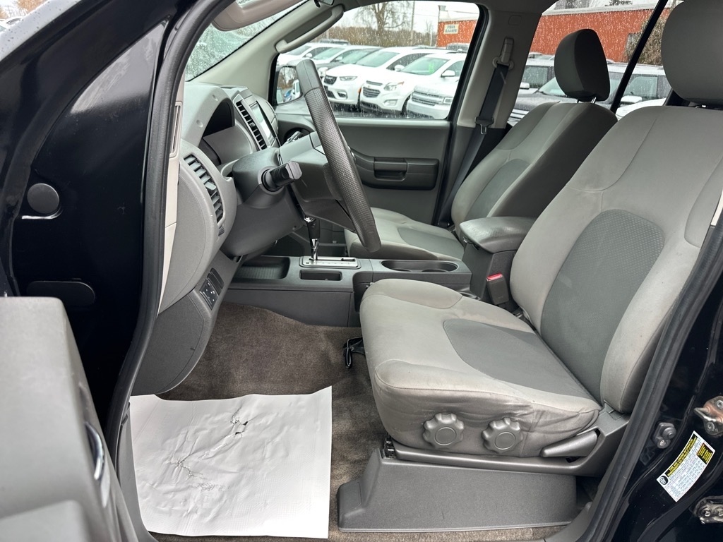 Nissan Xterra 4WD 4dr Auto S 2011