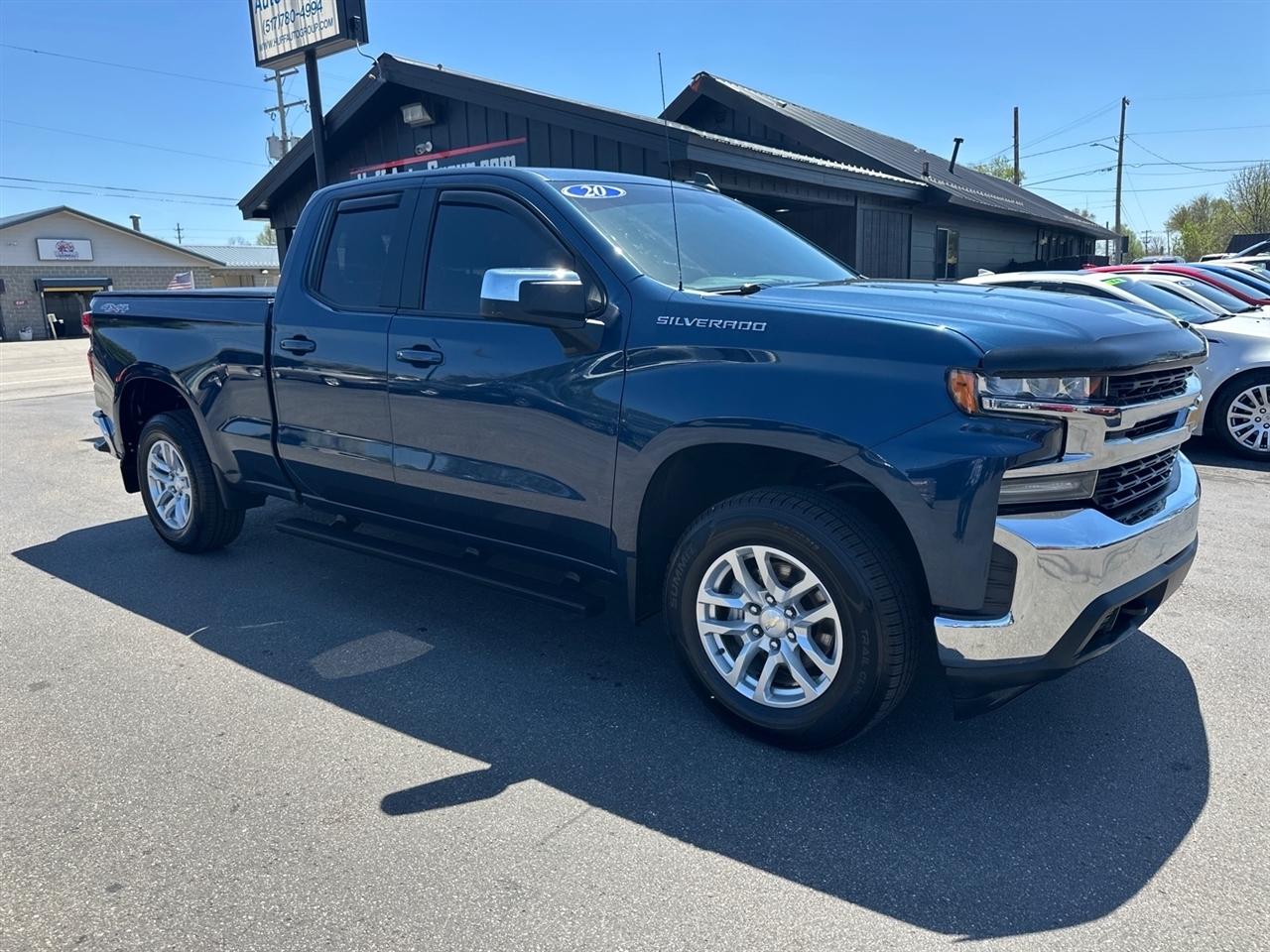 Chevrolet Silverado 1500 4WD Double Cab 147" LT 2020