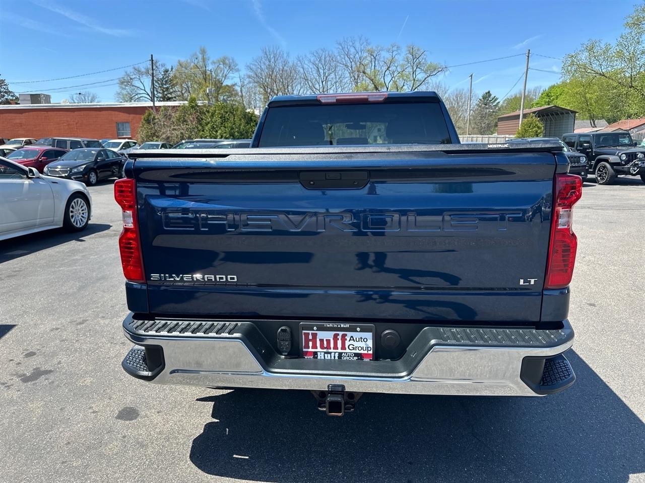 Chevrolet Silverado 1500 4WD Double Cab 147" LT 2020