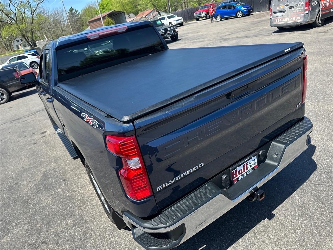 Chevrolet Silverado 1500 4WD Double Cab 147" LT 2020