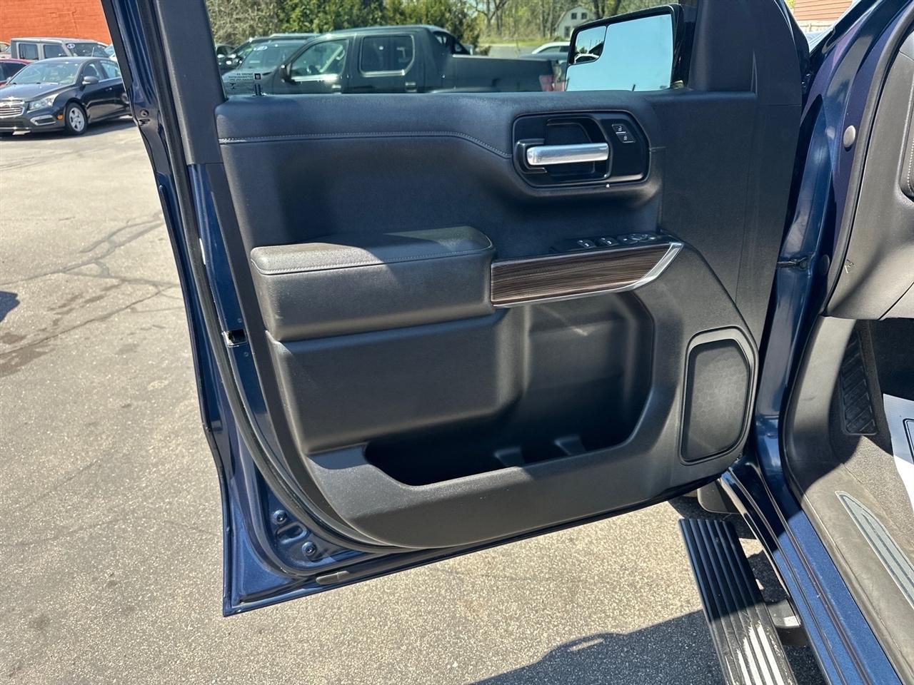 Chevrolet Silverado 1500 4WD Double Cab 147" LT 2020