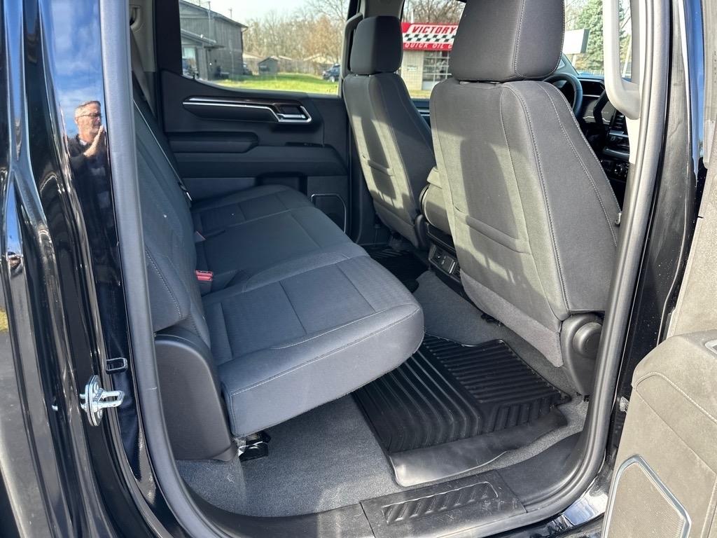 Chevrolet Silverado 1500 4WD Crew Cab 147" LT w/2FL 2025