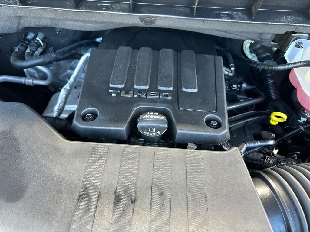 Chevrolet Silverado 1500 4WD Crew Cab 147" LT w/2FL 2025