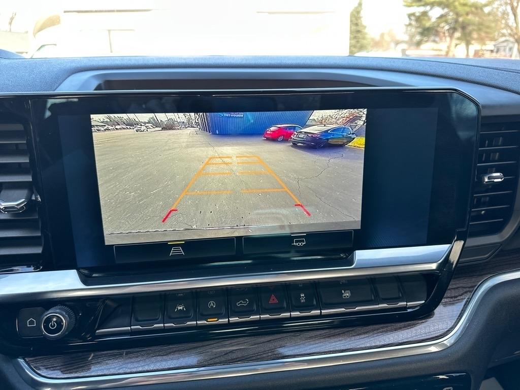 Chevrolet Silverado 1500 4WD Crew Cab 147" LT w/2FL 2025