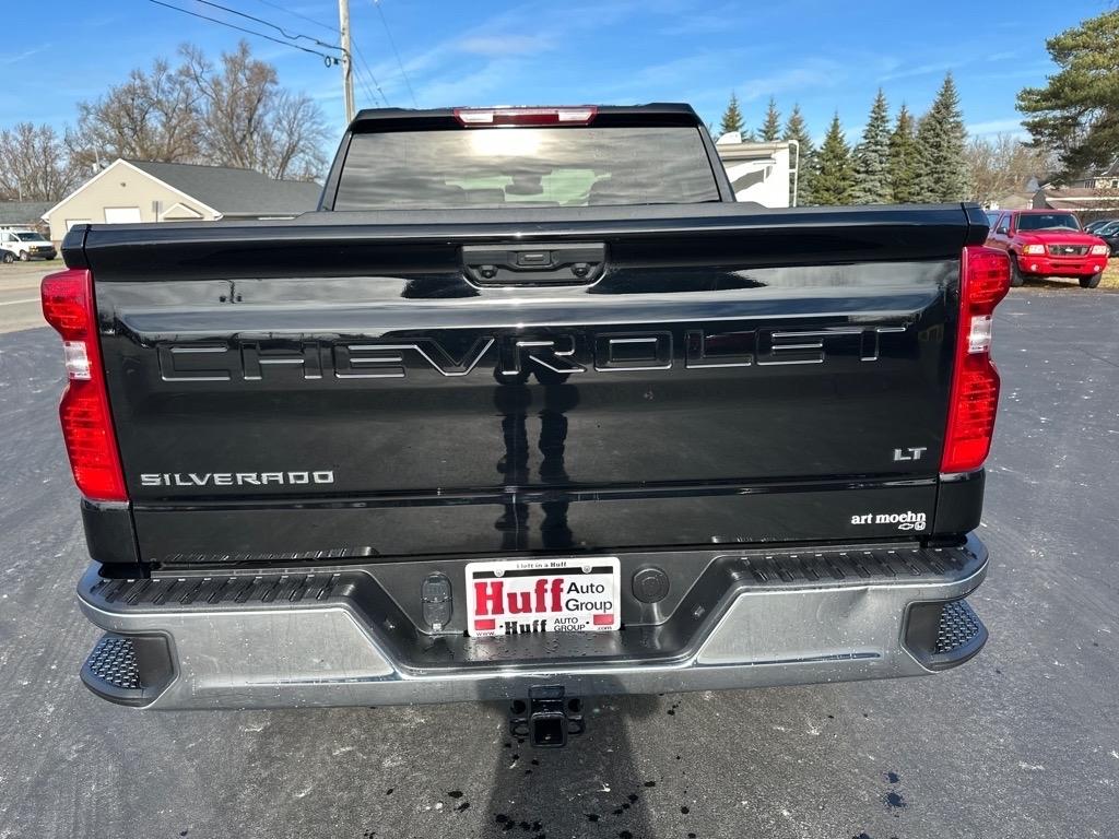 Chevrolet Silverado 1500 4WD Crew Cab 147" LT w/2FL 2025