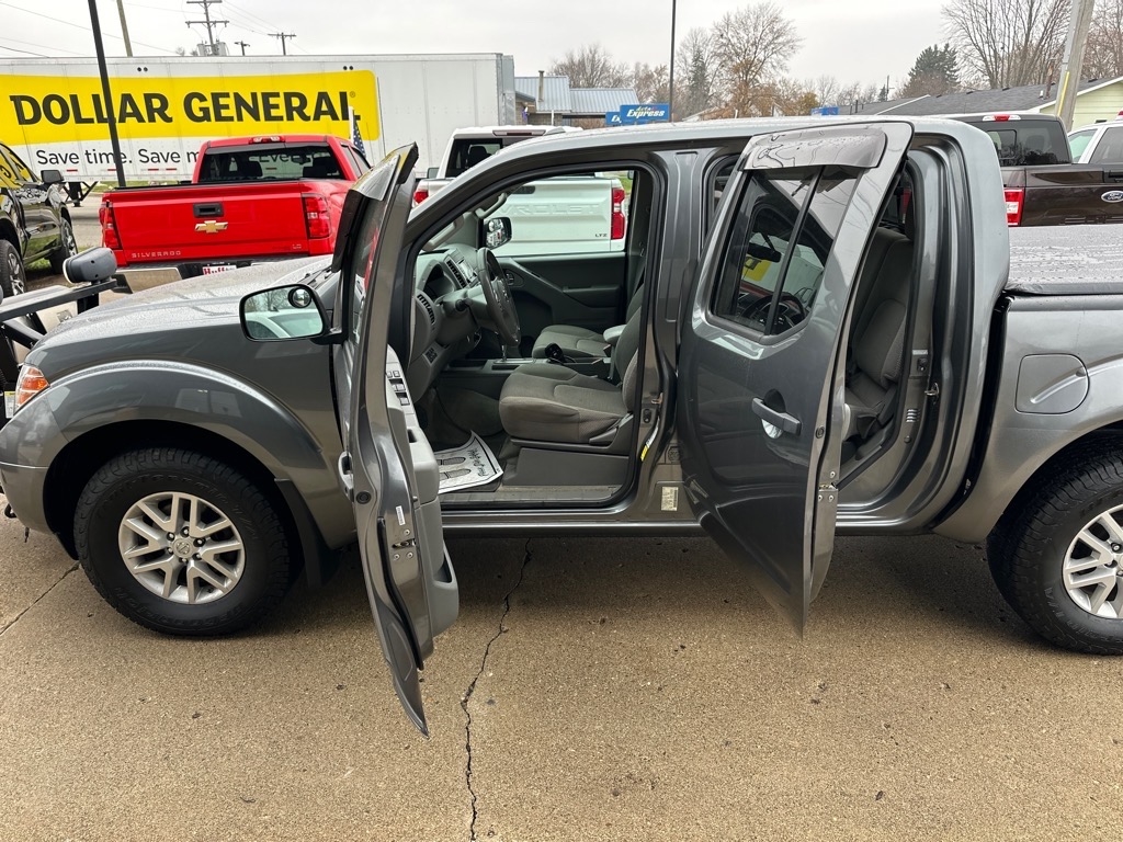 Nissan Frontier 4WD Crew Cab SWB Auto SV 2016