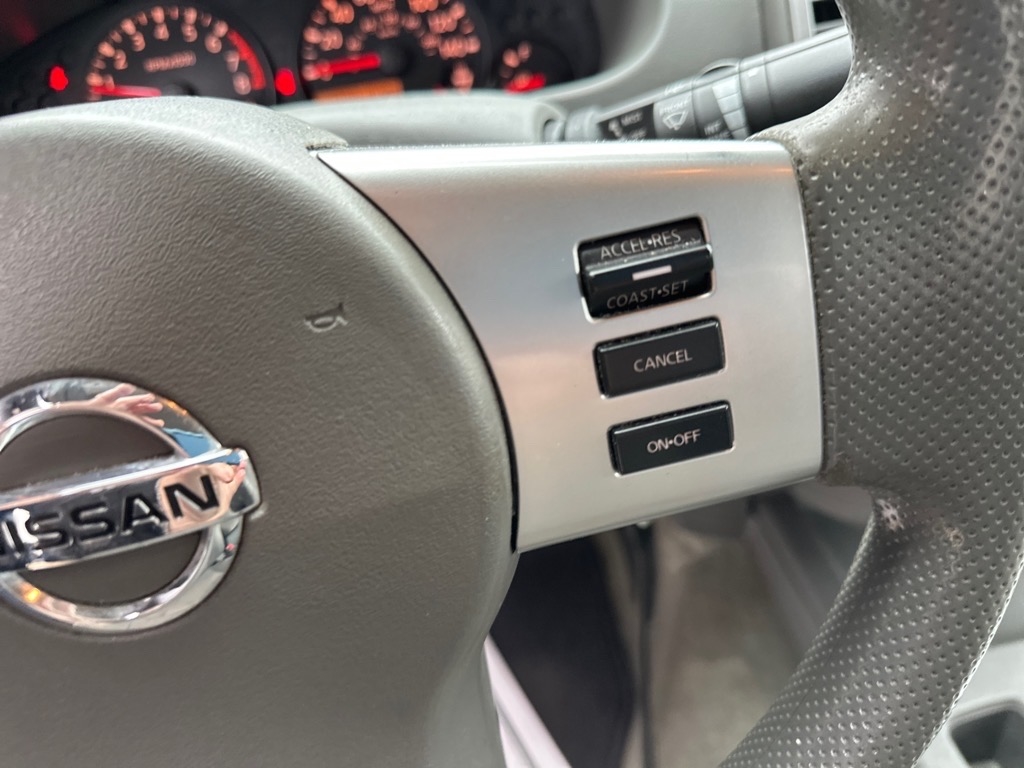 Nissan Frontier 4WD Crew Cab SWB Auto SV 2016