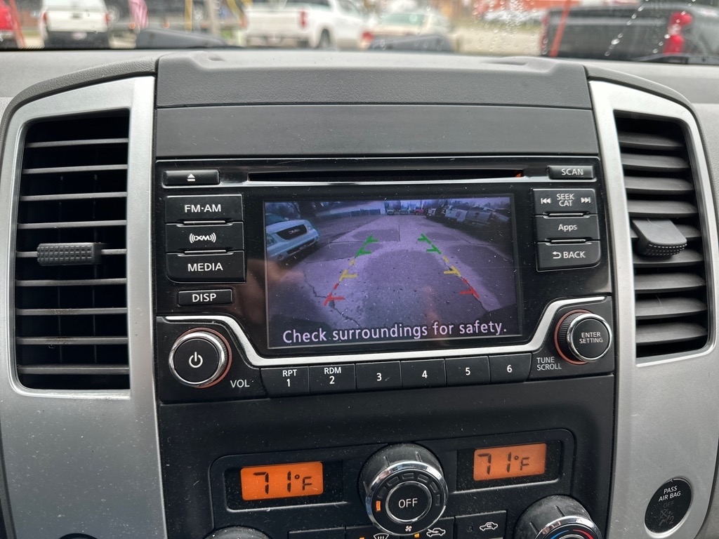 Nissan Frontier 4WD Crew Cab SWB Auto SV 2016